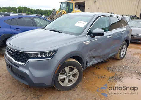 2023 Kia Sorento Lx z USA, uszkodzony, nr VIN 5XYRGDLC4PG162699